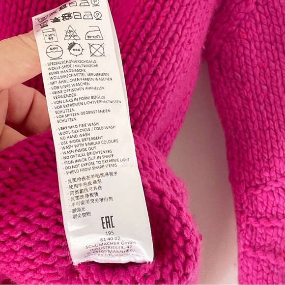 NWOT DOROTHEE SCHUMACHER
Heavenly Touch Cashmere Sweater in Intense Fuchsia XS - Picture 10 of 16